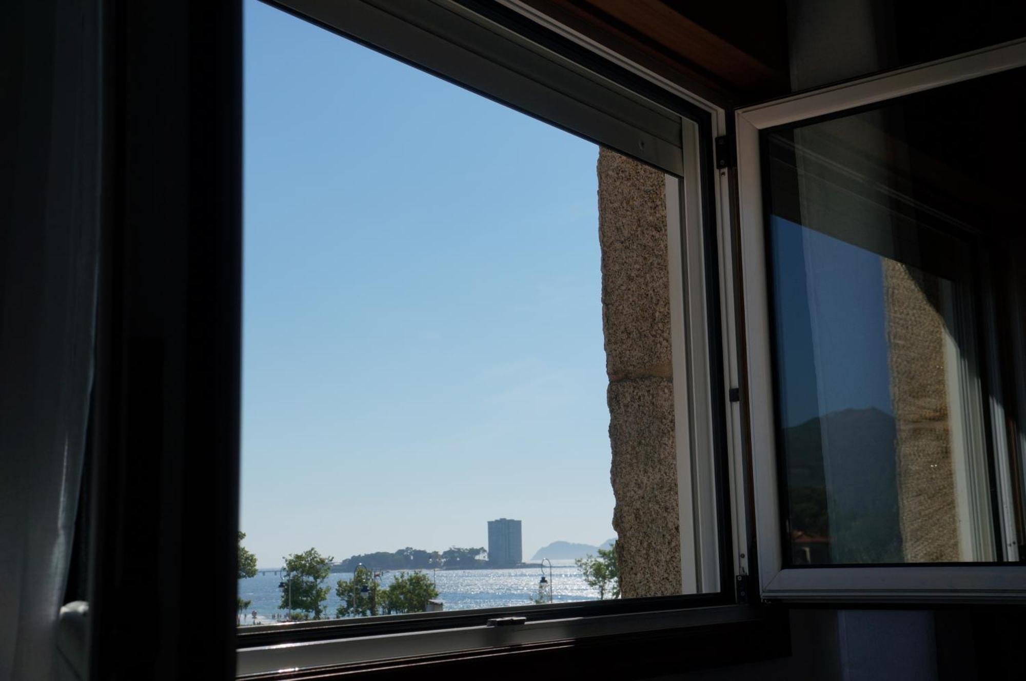 Atico En La Playa De Samil Apartment Vigo Exterior foto